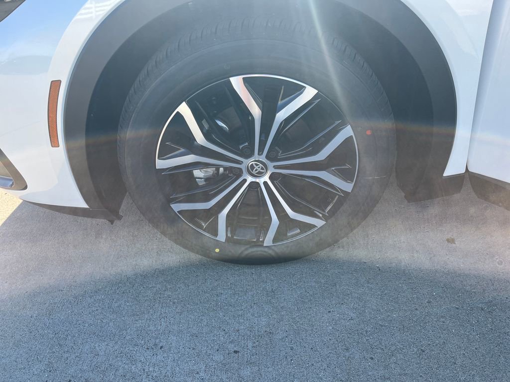 New 2026 Toyota Crown Limited image 27