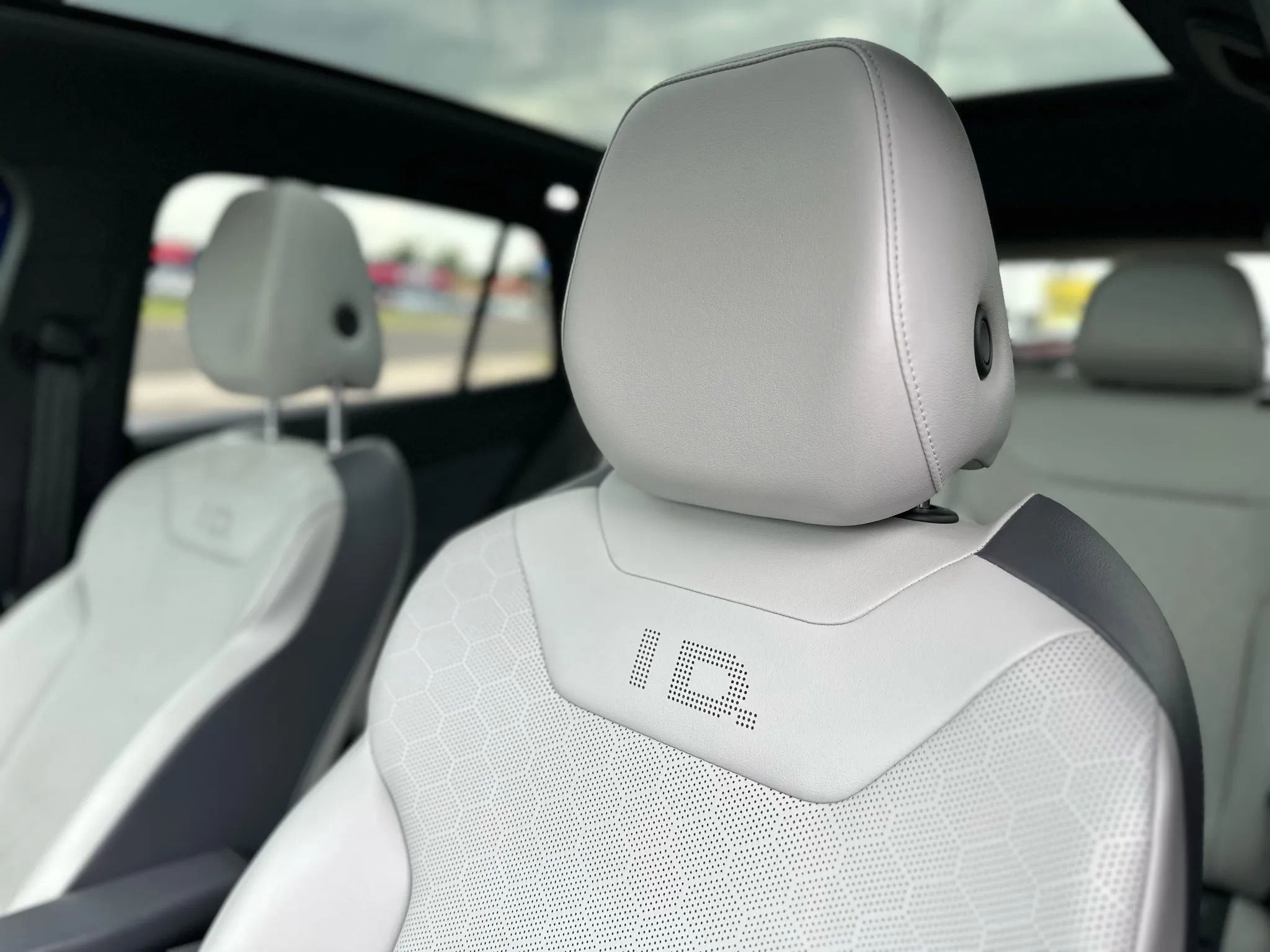 Used 2021 Volkswagen ID.4 Pro S image 52