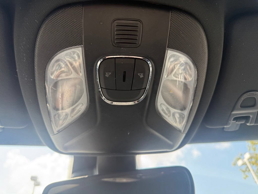 Used 2024 Jeep Compass Latitude AWD/4WD image 29
