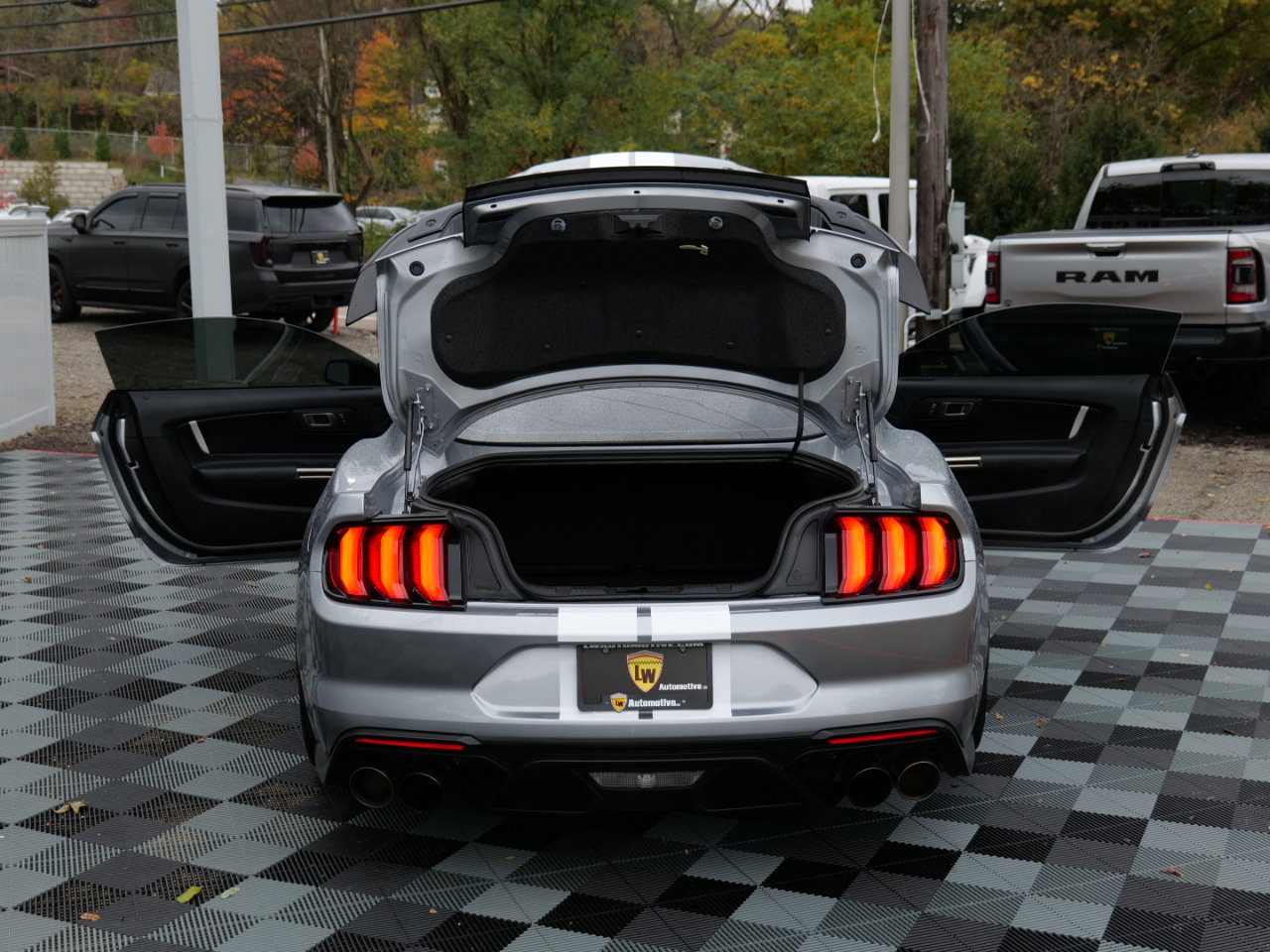 Used 2021 Ford Mustang Shelby GT500 w/ Technology Package image 56