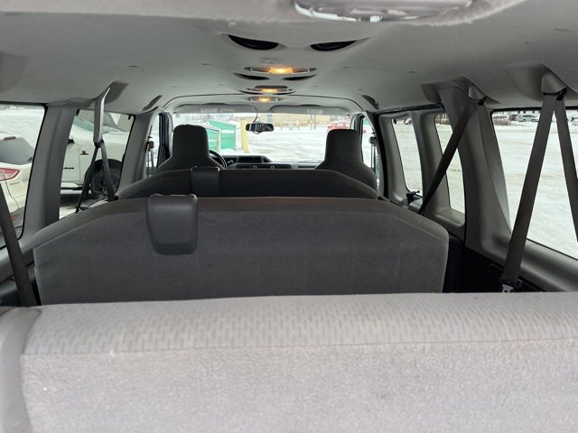 Used 2013 Ford E-350 and Econoline 350 XLT image 9