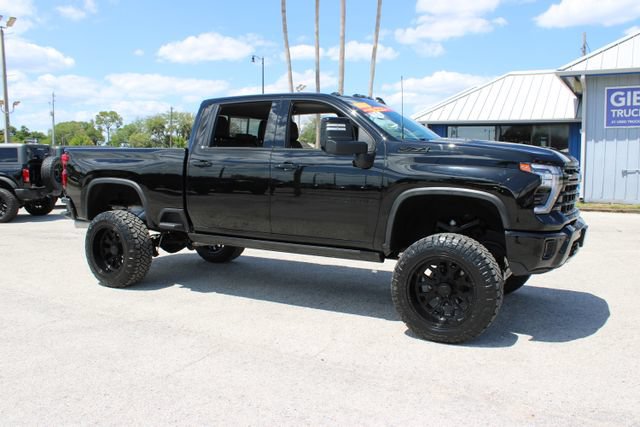 Used 2024 Chevrolet Silverado 2500 LTZ w/ LTZ Plus Package AWD/4WD image 14