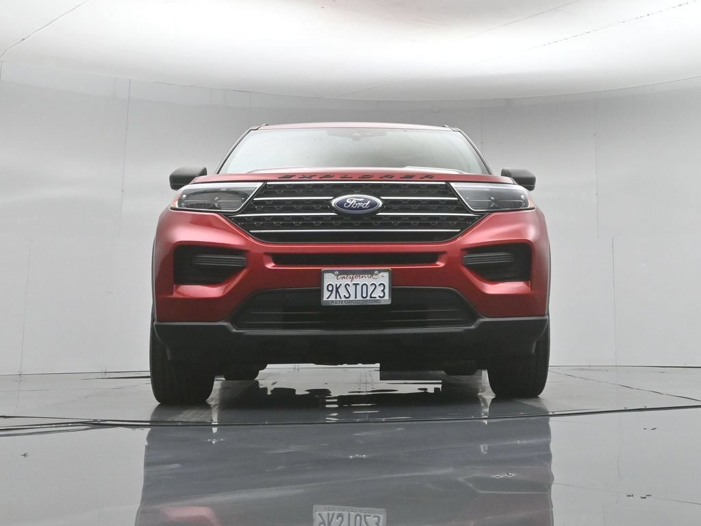 Certified 2023 Ford Explorer XLT RWD image 49