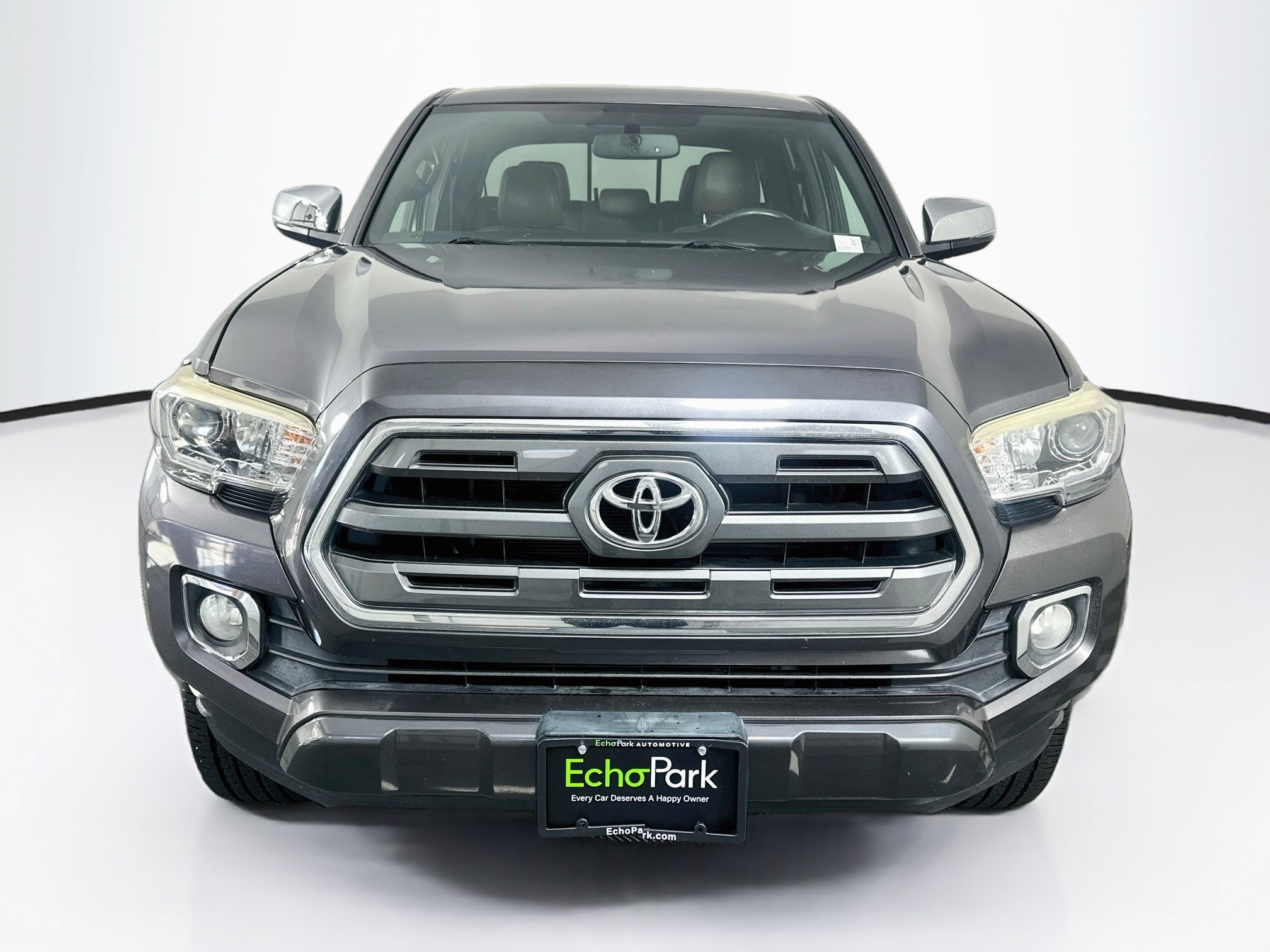 Used 2017 Toyota Tacoma Limited w/ Tow Package AWD/4WD image 2