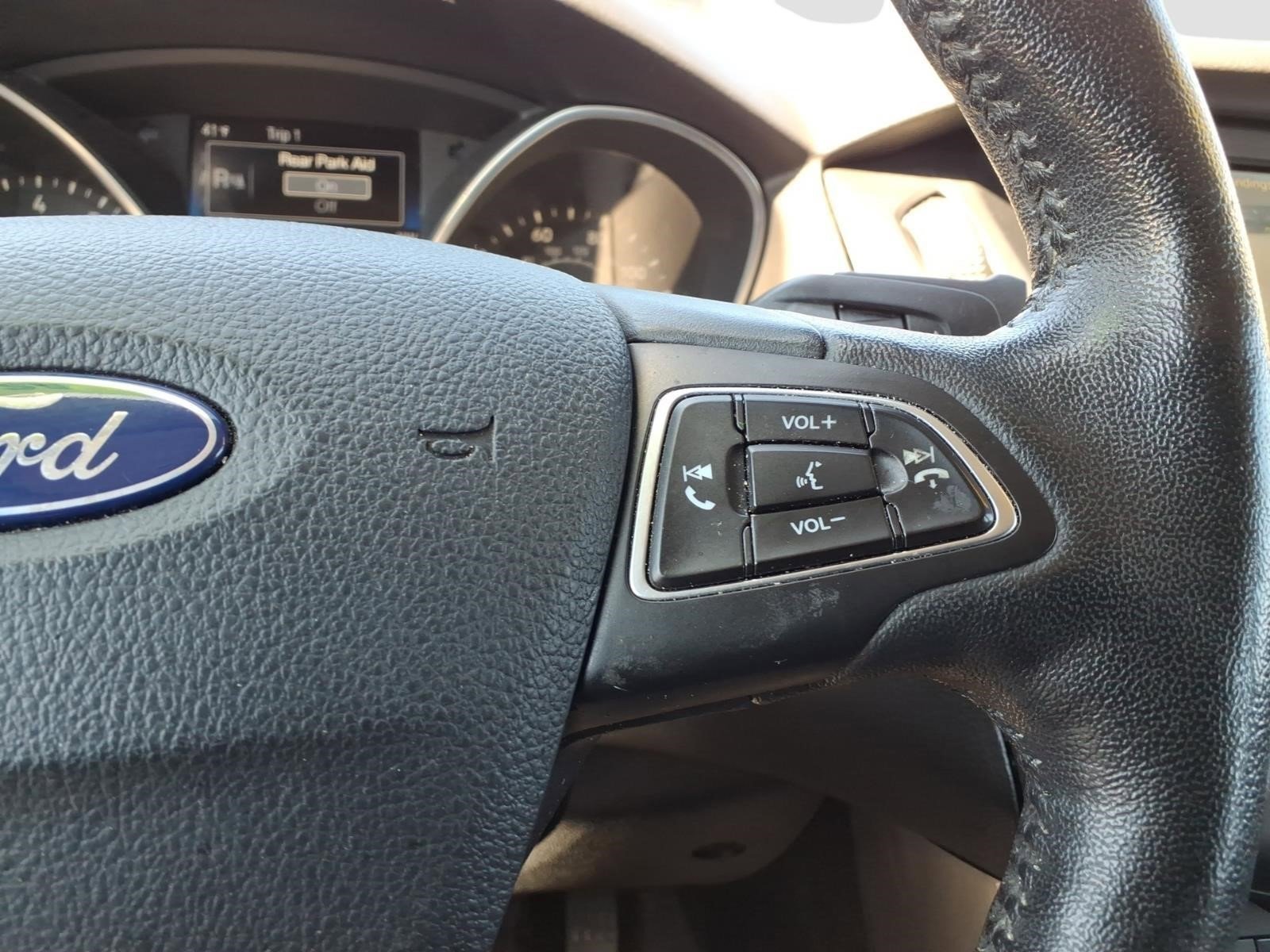 Used 2017 Ford Focus Titanium image 21