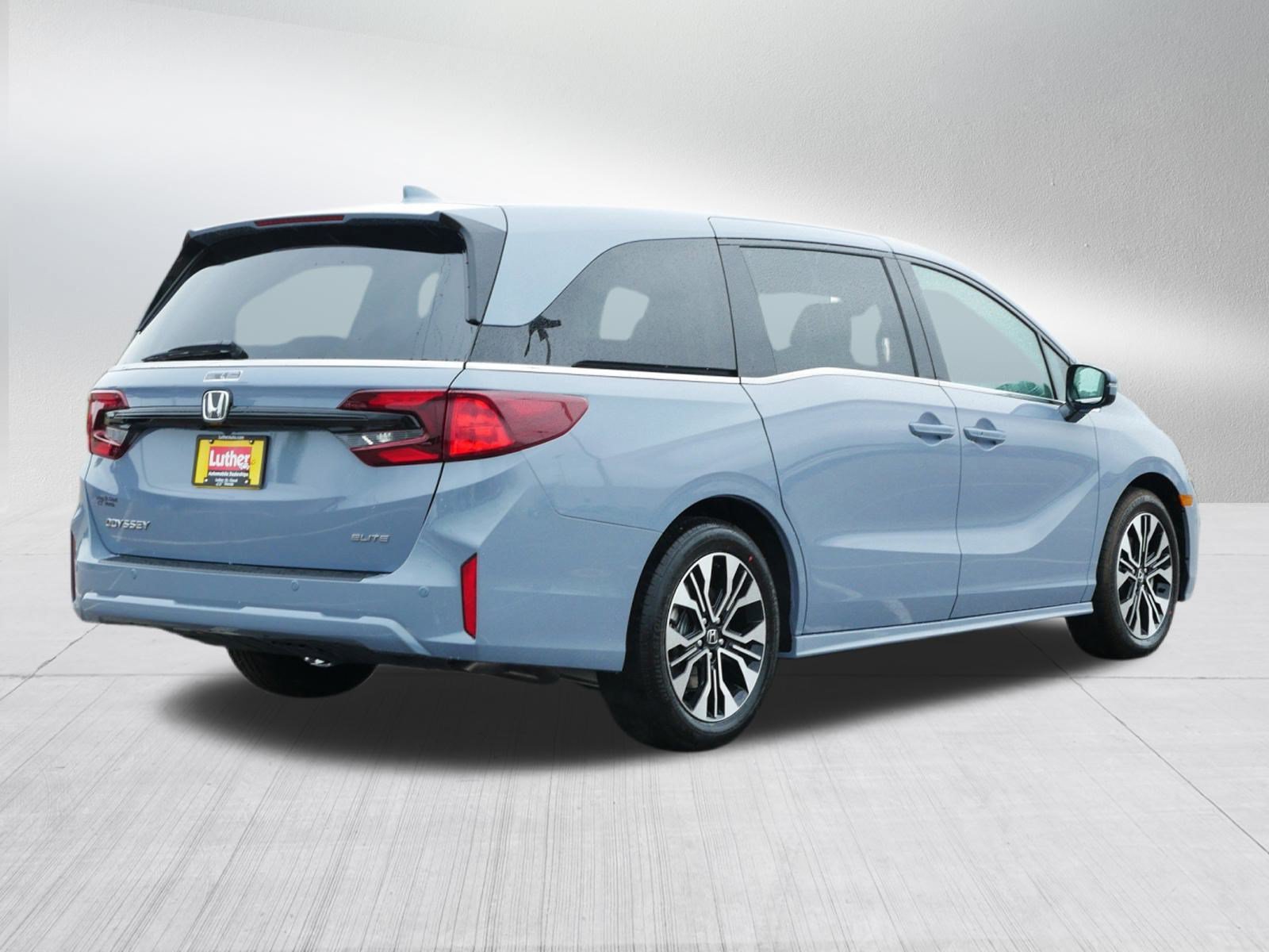 New 2026 Honda Odyssey Elite image 4