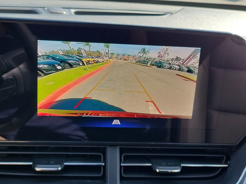 Used 2024 Chevrolet Trax RS w/ Sunroof Package image 10