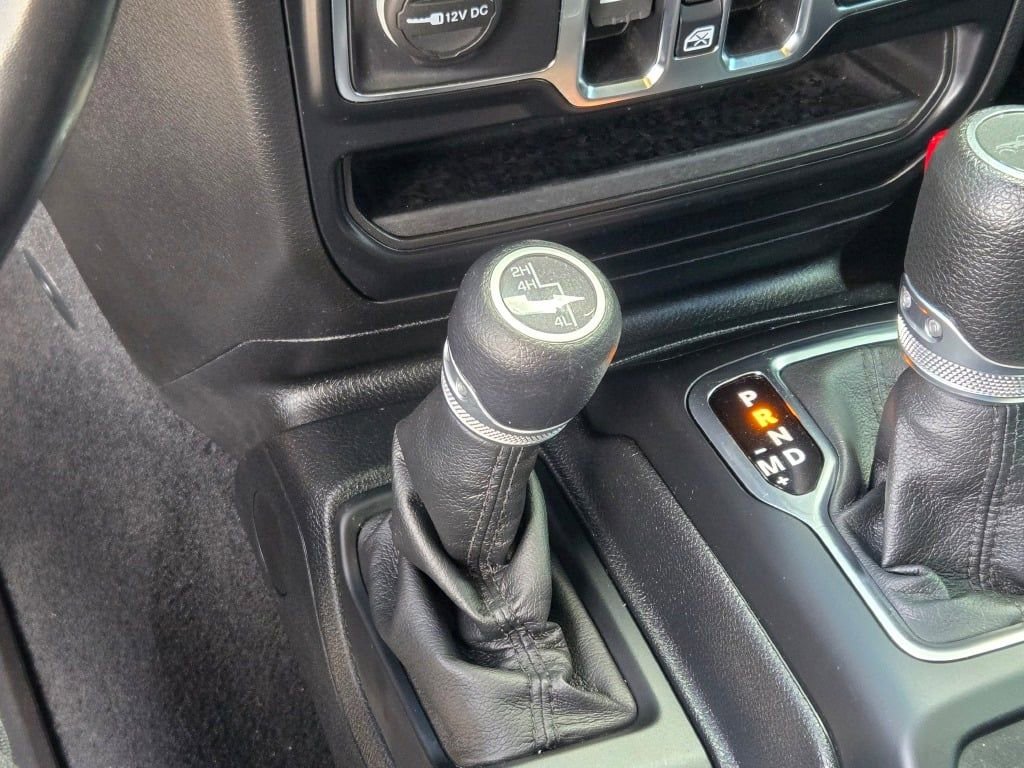 Used 2021 Jeep Gladiator Willys image 27