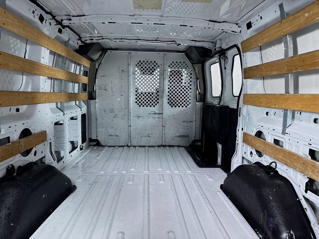 Used 2016 Ford Transit 250 130 Low Roof w/ Exterior Upgrade Package RWD image 6