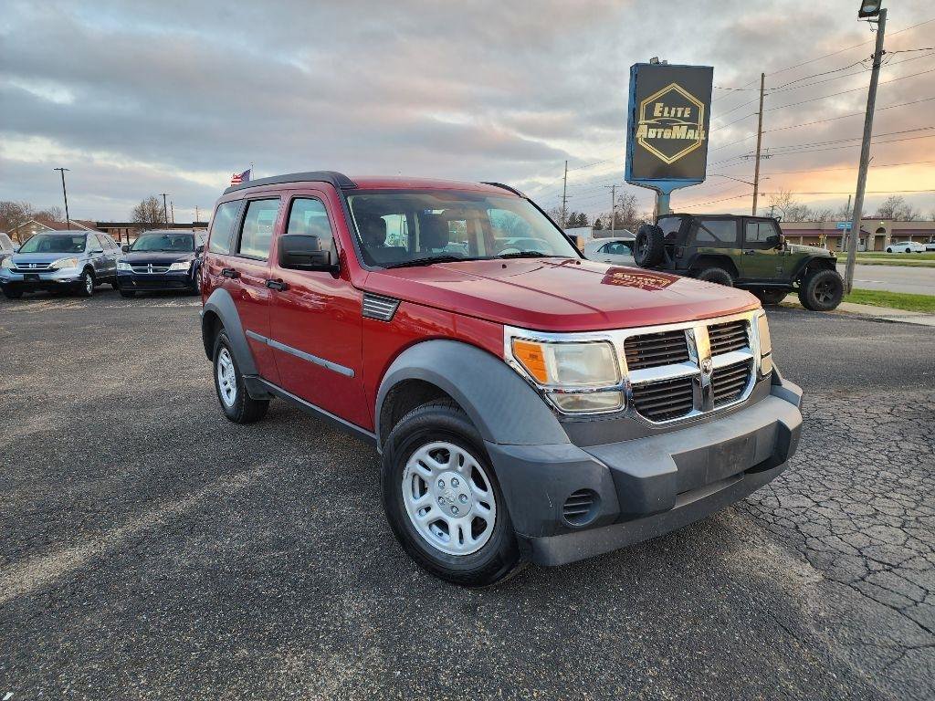 Used 2008 Dodge Nitro SXT image 1