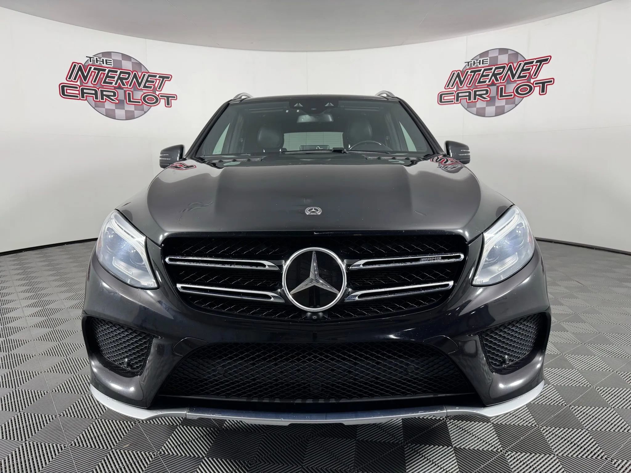 Used 2018 Mercedes-Benz GLE 43 AMG 4MATIC image 2