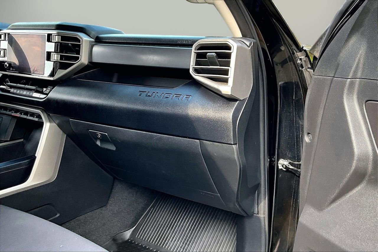 Used 2023 Toyota Tundra SR5 w/ SR5 Convenience Package image 18