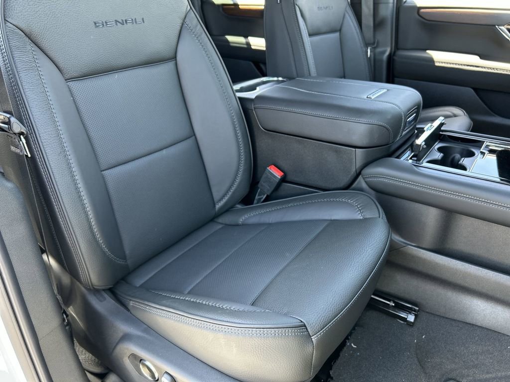 New 2026 GMC Yukon XL Denali AWD/4WD image 29