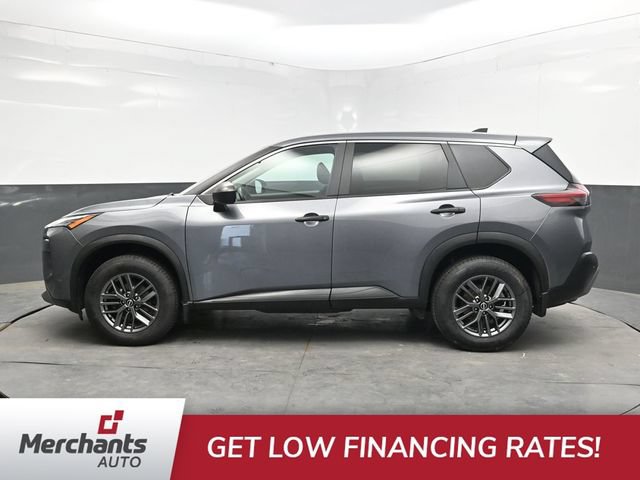 Used 2023 Nissan Rogue S AWD/4WD image 4