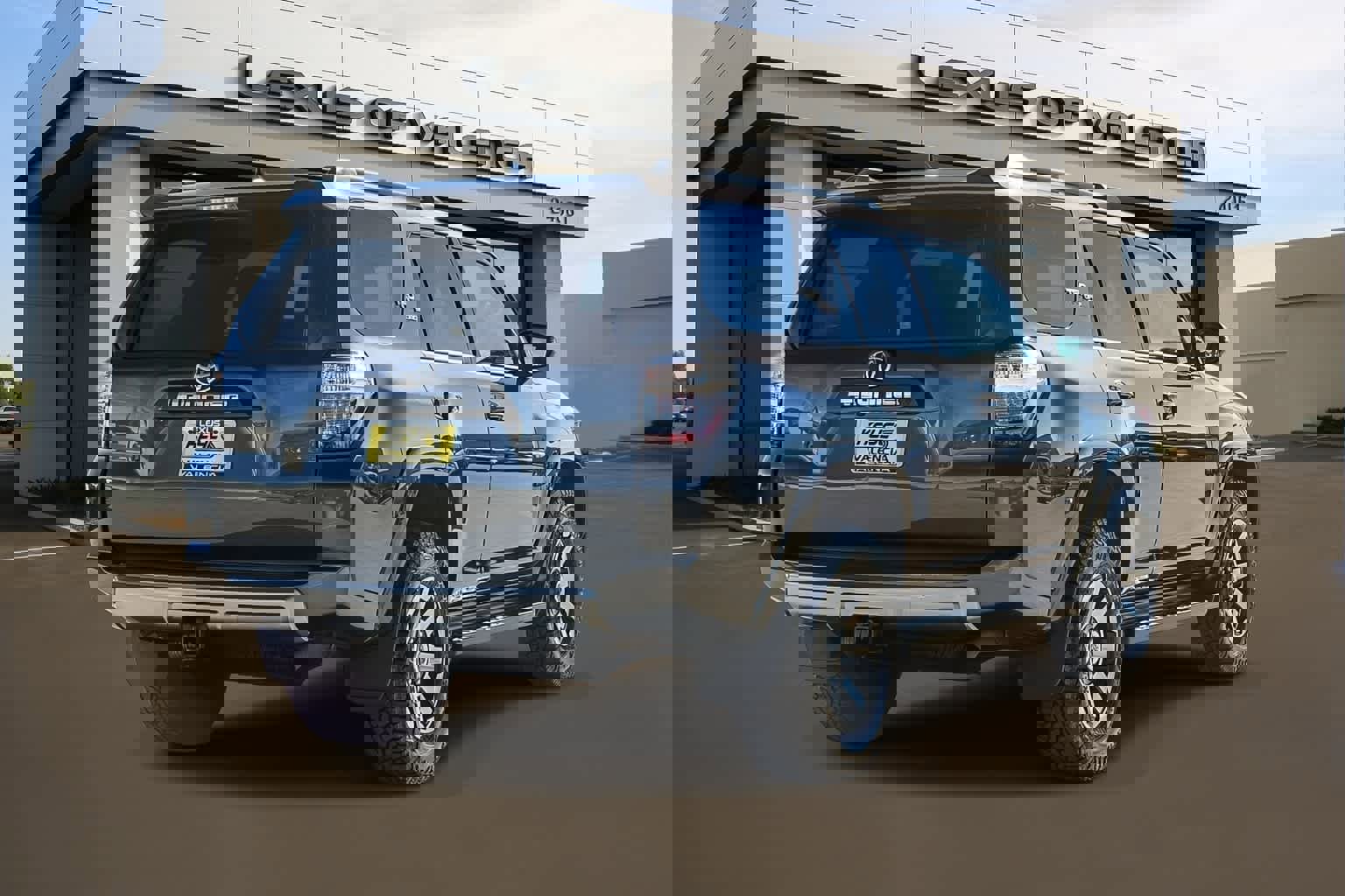 Used 2022 Toyota 4Runner TRD Off-Road Premium image 6