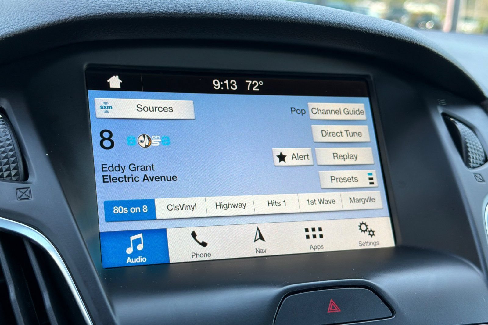 Used 2018 Ford Focus SEL FWD image 17