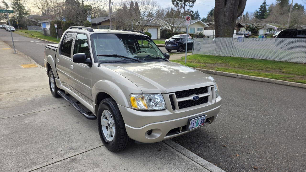 Used 2005 Ford Explorer Sport Trac XLT image 3