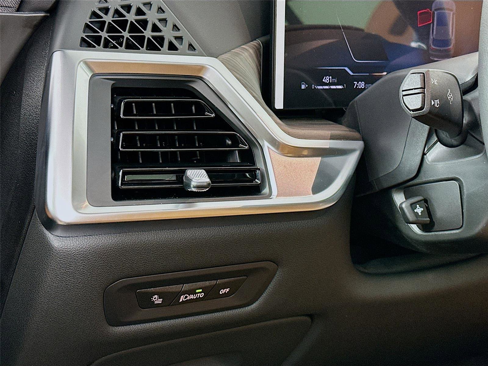 New 2026 BMW X5 xDrive40i w/ Premium Package image 10