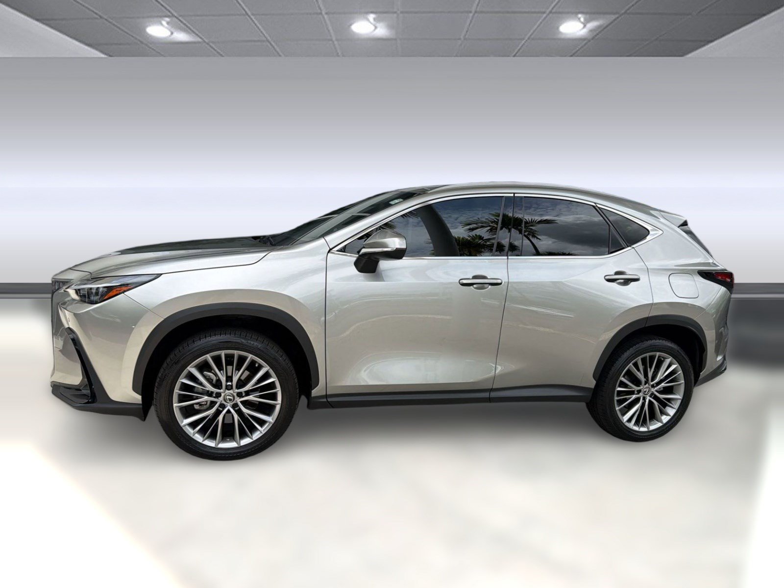 Used 2022 Lexus NX 350 AWD image 2
