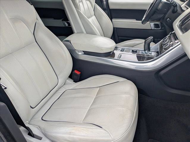 Used 2016 Land Rover Range Rover Sport HSE image 20