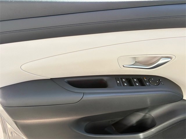 New 2026 Hyundai Tucson SE image 7