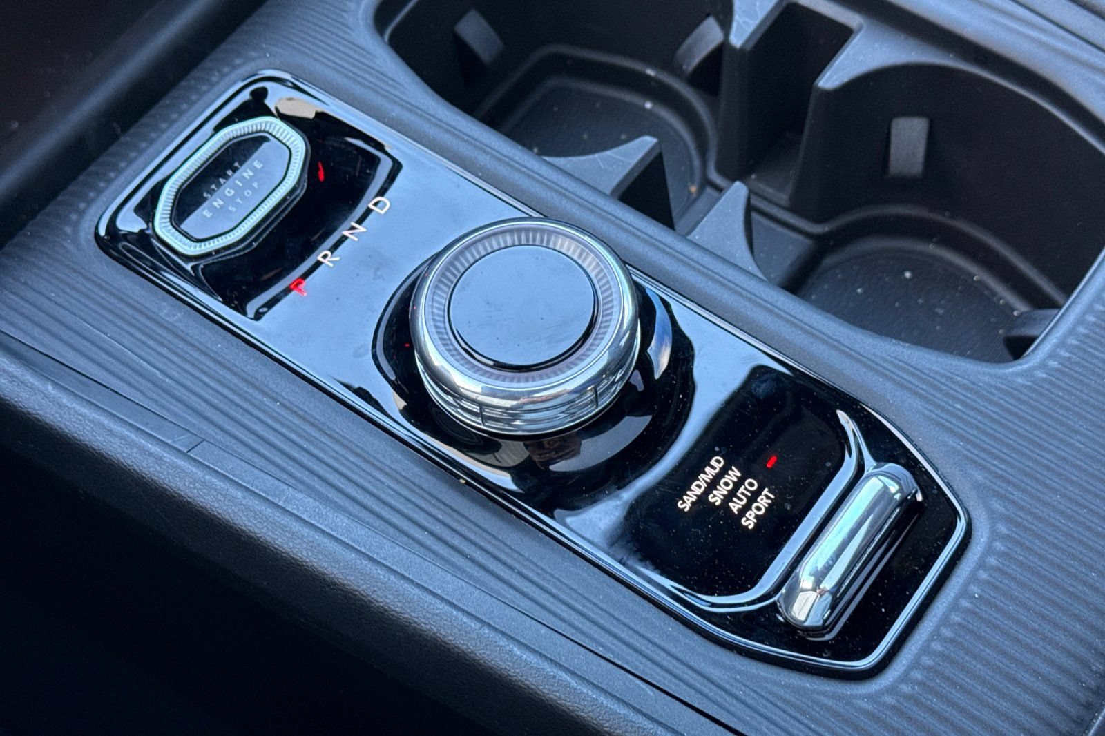 New 2026 Jeep Cherokee Overland w/ Advanced Pro Tech Group AWD/4WD image 21