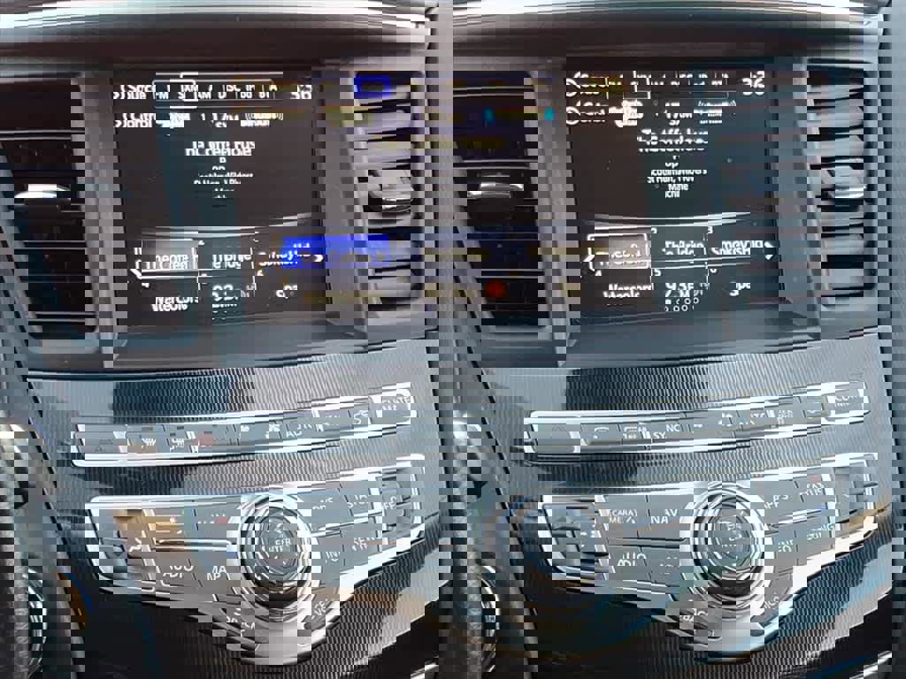 Used 2020 INFINITI QX60 Luxe w/ Essential Package image 9