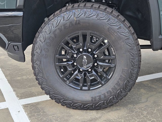 New 2026 Chevrolet Silverado 2500 ZR2 AWD/4WD image 10