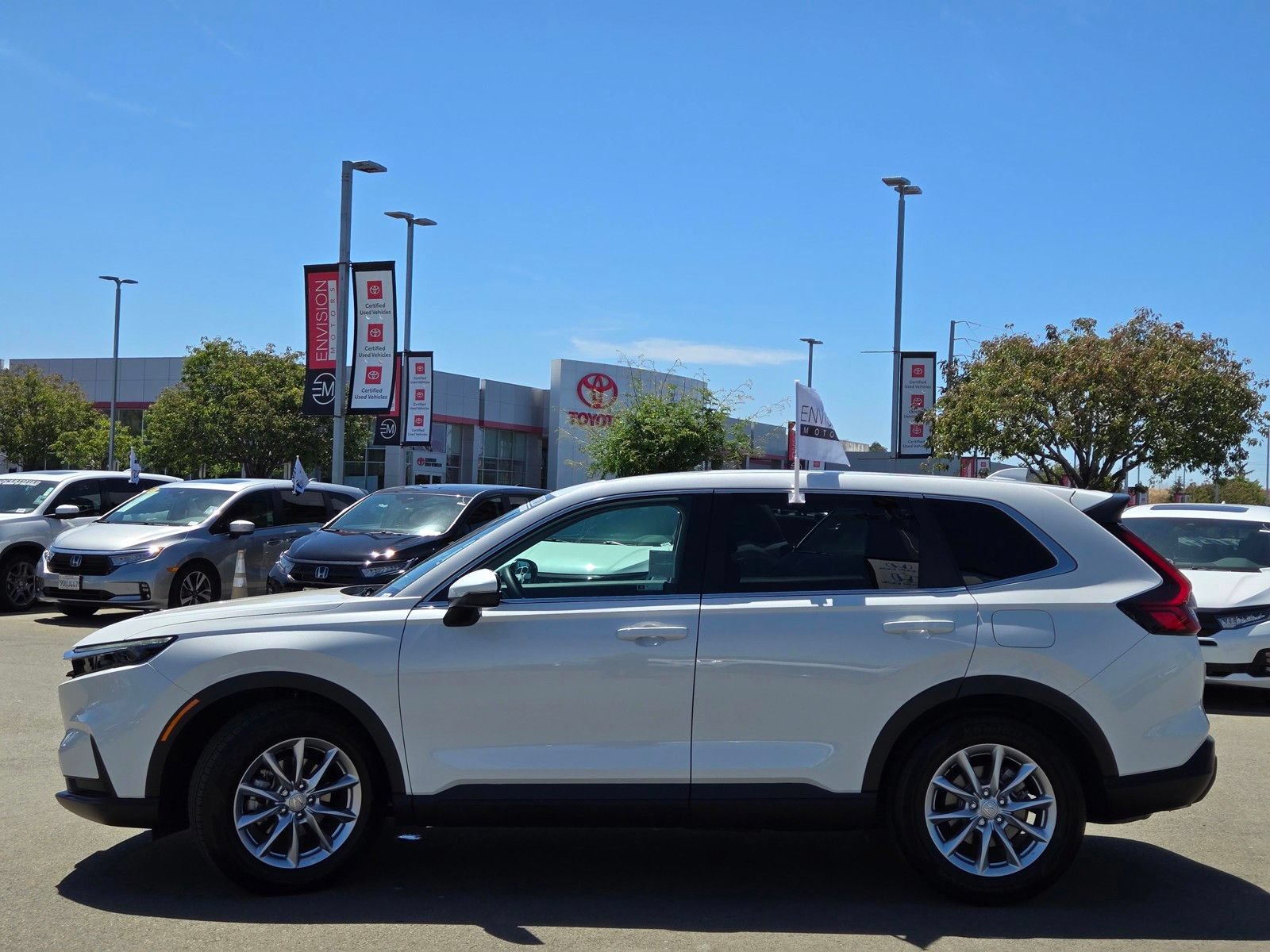 Certified 2026 Honda CR-V EX image 4