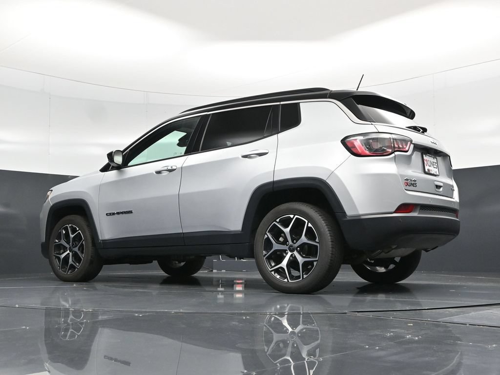 Used 2025 Jeep Compass Limited AWD/4WD image 58