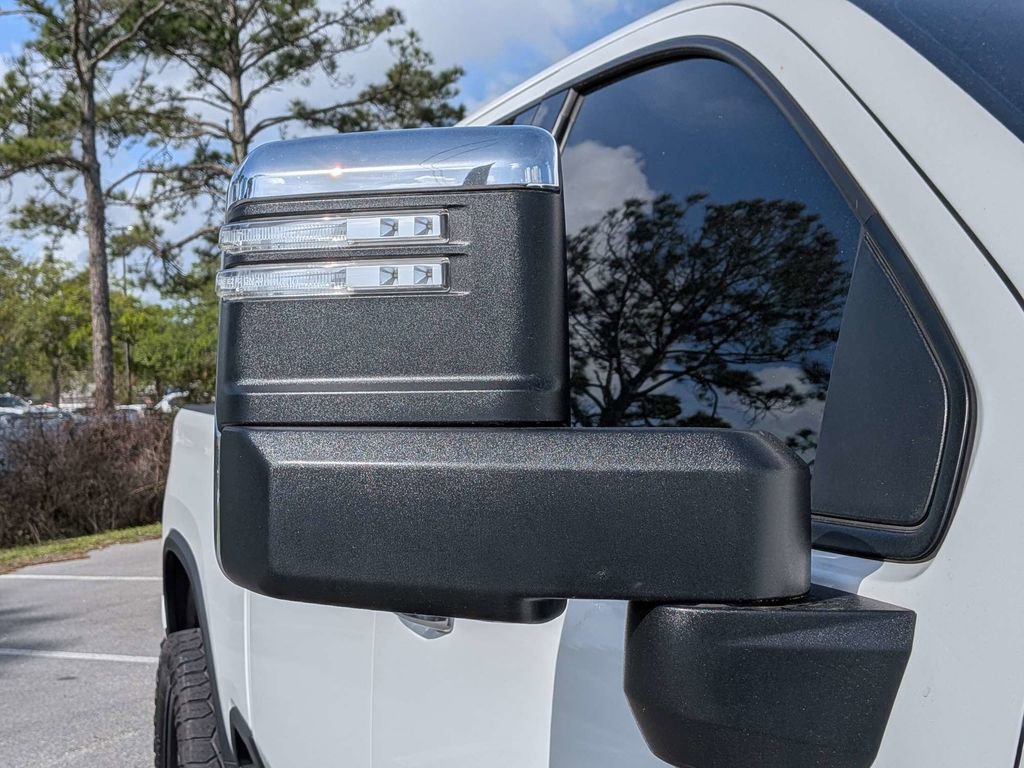 Used 2025 Chevrolet Silverado 2500 LTZ w/ Z71 Chrome Sport Edition image 11