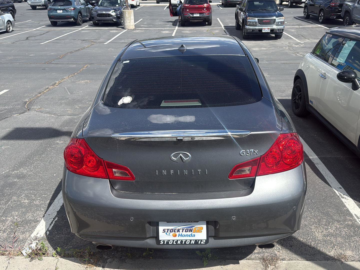 Used 2012 INFINITI G37 x w/ Premium Pkg image 4