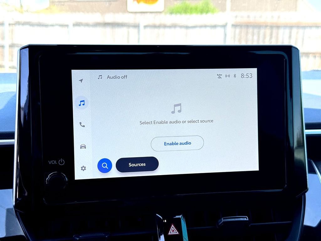 Used 2023 Toyota Corolla SE w/ SE Premium Package image 24