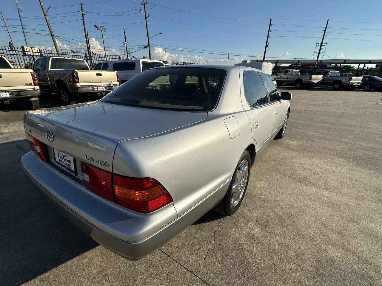 Used 1999 Lexus LS 400 w/ Premium Pkg RWD image 5