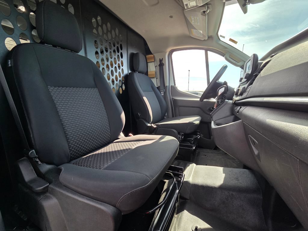 Used 2025 Ford Transit 250 Low Roof w/ Exterior Upgrade Package RWD image 28