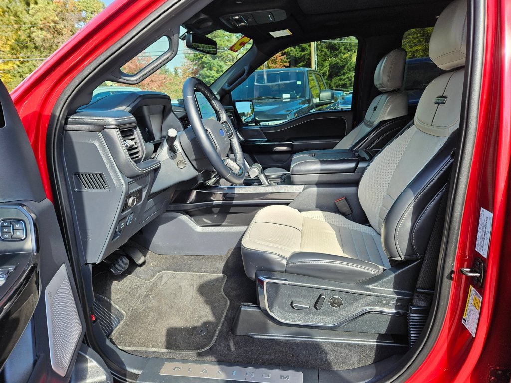 Certified 2025 Ford F150 Lightning Platinum AWD/4WD image 18