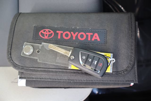 Used 2025 Toyota Corolla LE FWD image 48