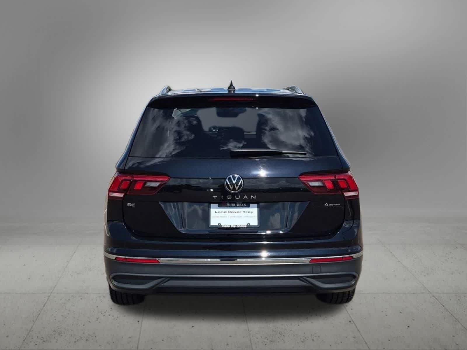 Used 2023 Volkswagen Tiguan SE AWD/4WD image 5