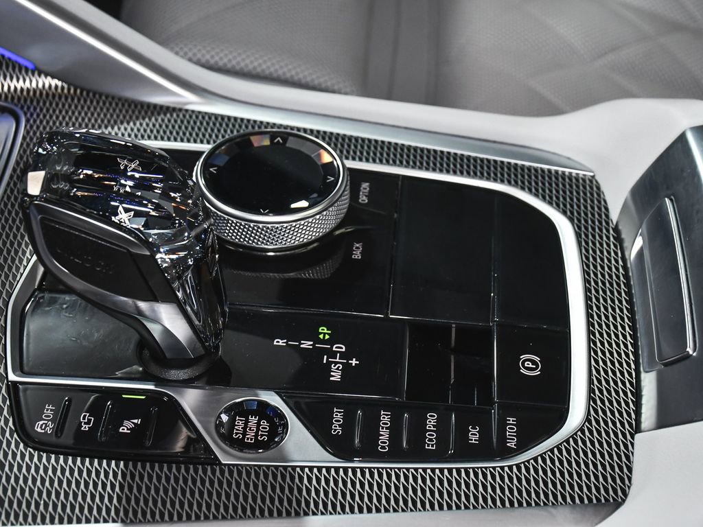 Used 2023 BMW X6 xDrive40i w/ Executive Package image 49