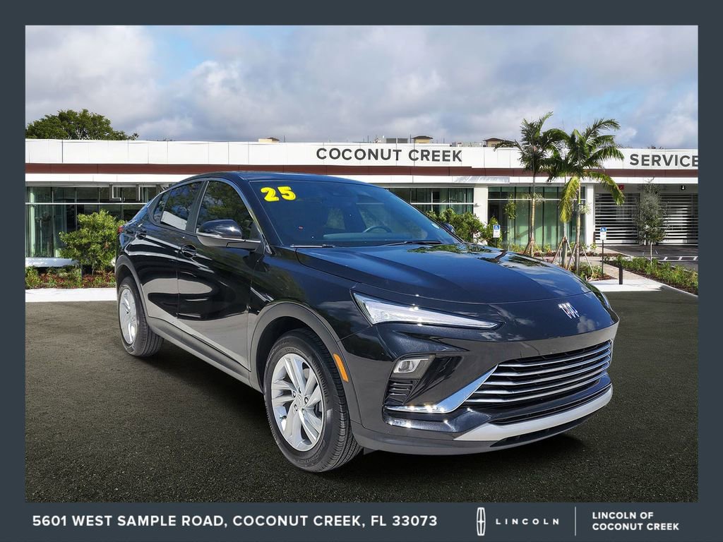 Used 2025 Buick Envista Preferred w/ Convenience I Package FWD image 1