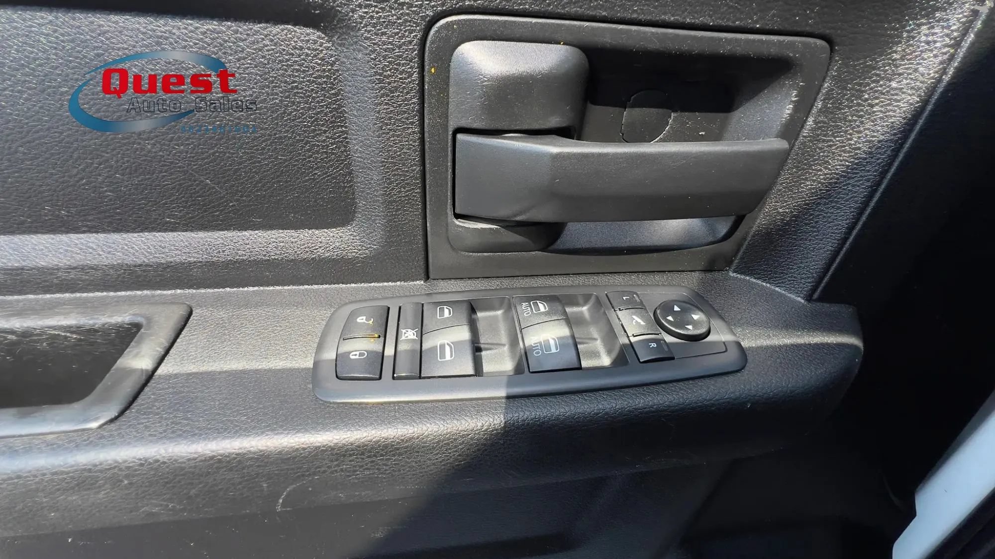 Used 2021 RAM 2500 Tradesman w/ Safety Group AWD/4WD image 30