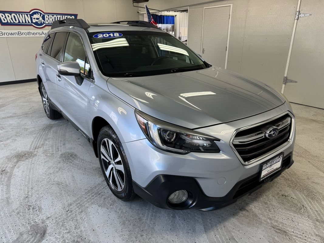 Used 2018 Subaru Outback 3.6R Limited AWD/4WD image 12