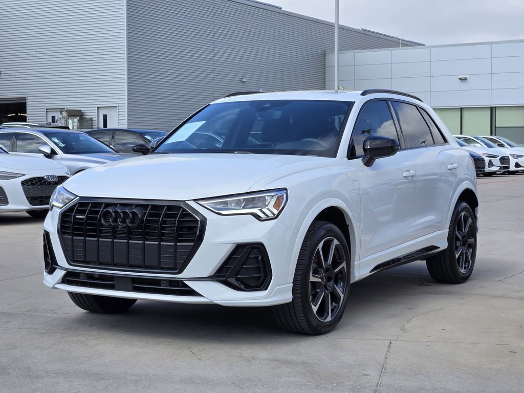 Certified 2025 Audi Q3 2.0T Premium Plus w/ Premium Plus Package image 6