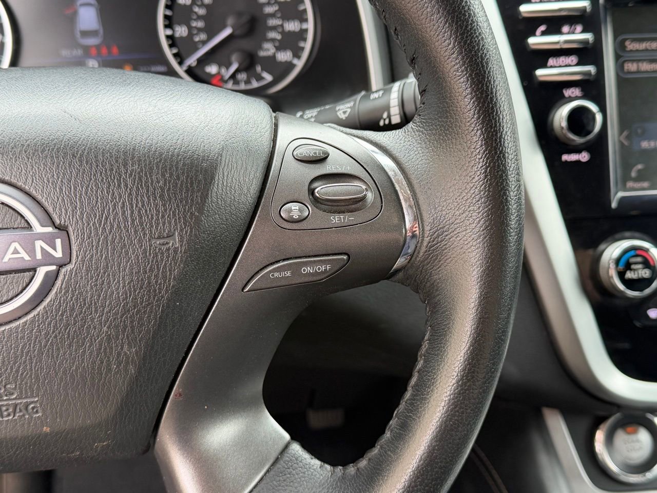 Used 2023 Nissan Murano SV image 13