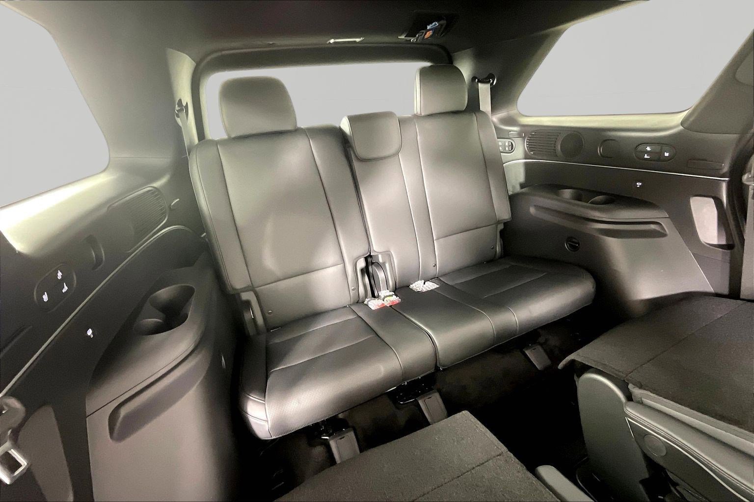 Used 2026 Hyundai Palisade Calligraphy image 25