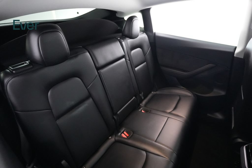 Used 2024 Tesla Model Y Performance AWD/4WD image 5