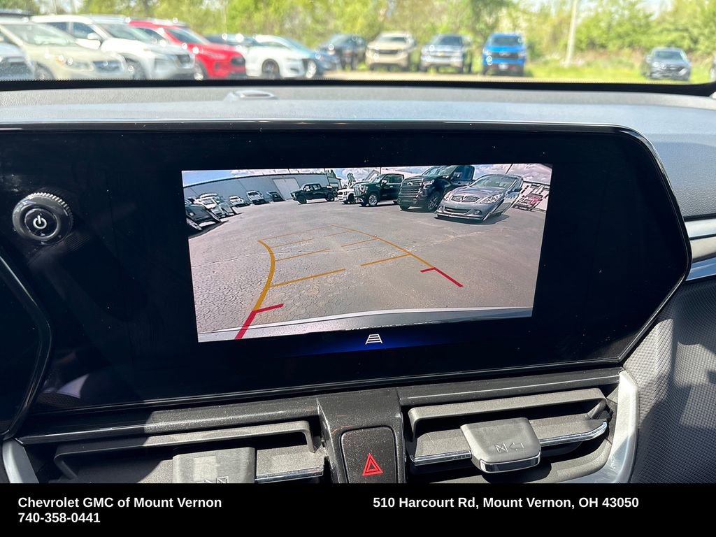 Used 2025 Chevrolet TrailBlazer LT AWD/4WD image 23