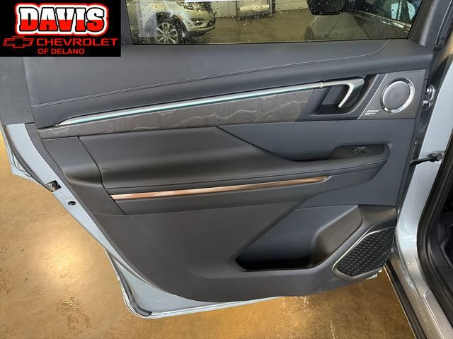 Used 2026 Buick Enclave Avenir w/ Super Cruise Package AWD/4WD image 14