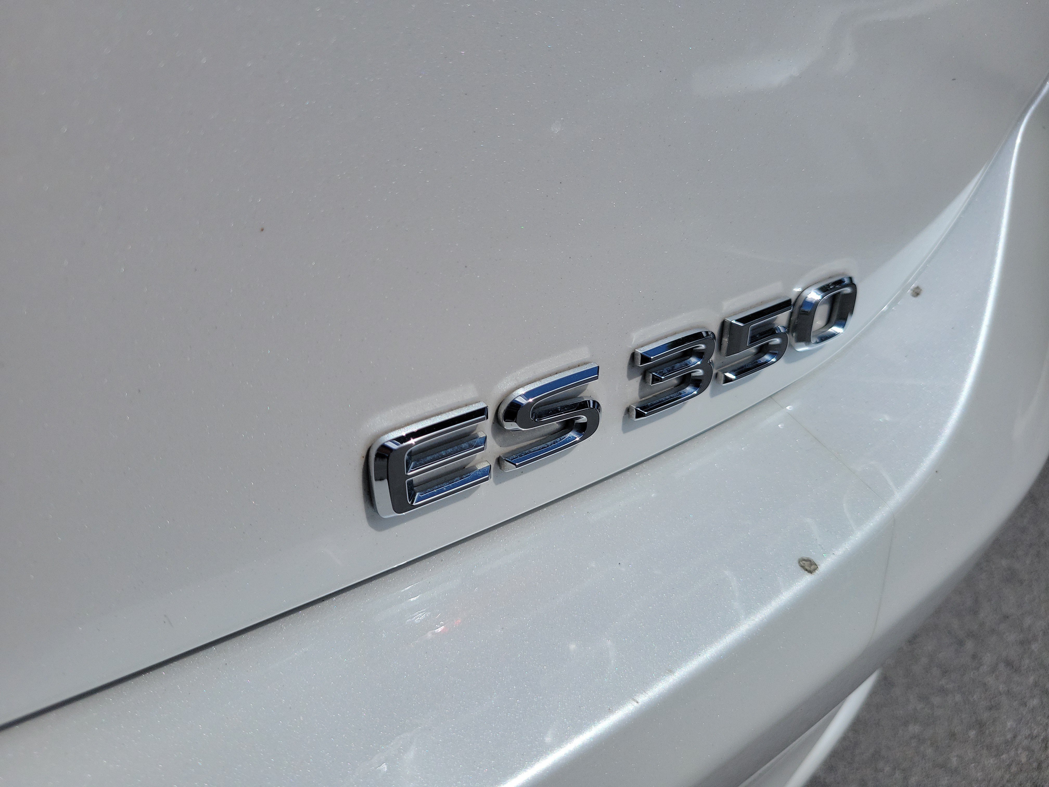 Used 2024 Lexus ES 350 w/ Premium Package FWD image 8