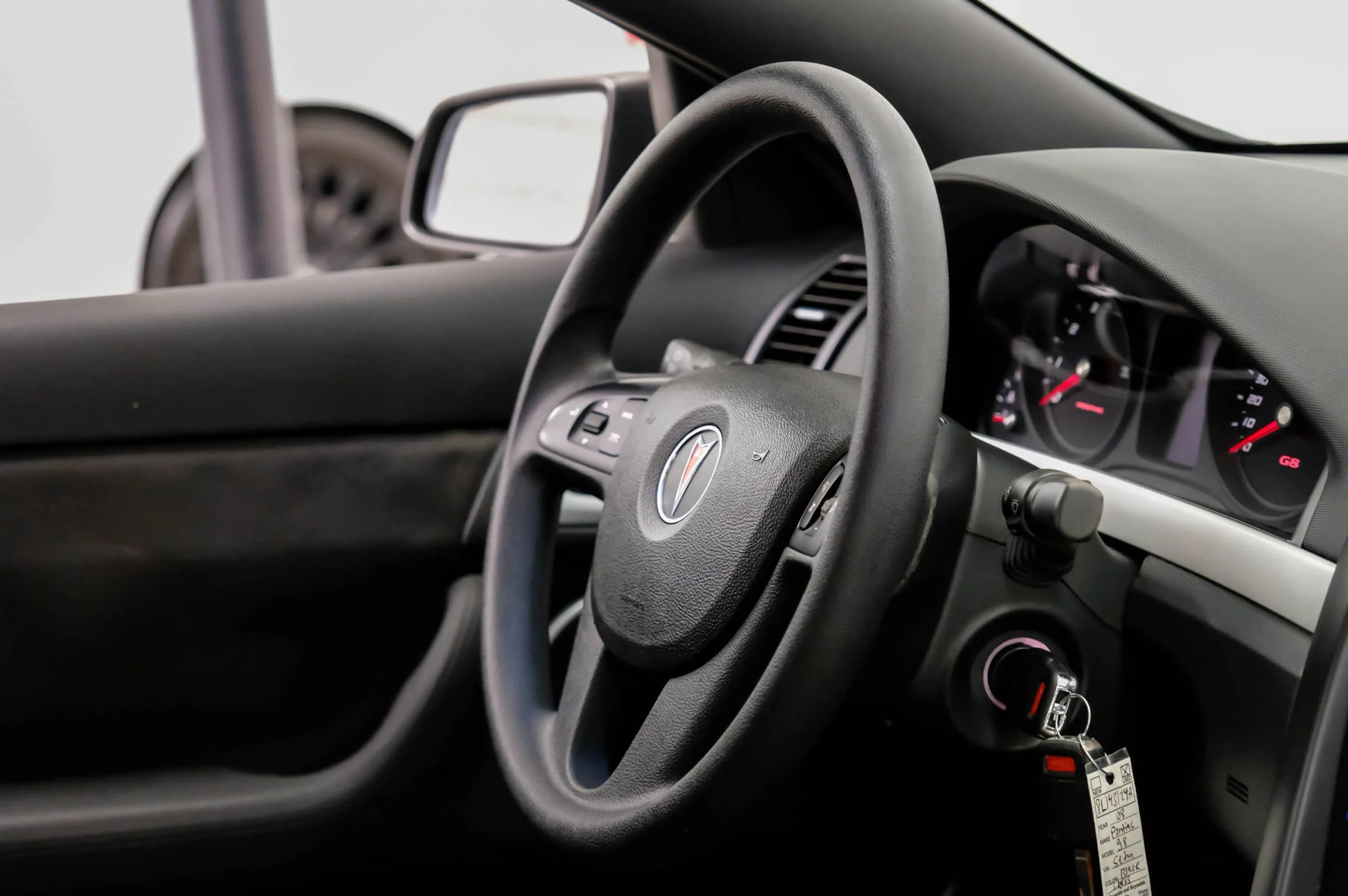 Used 2008 Pontiac G8 image 14